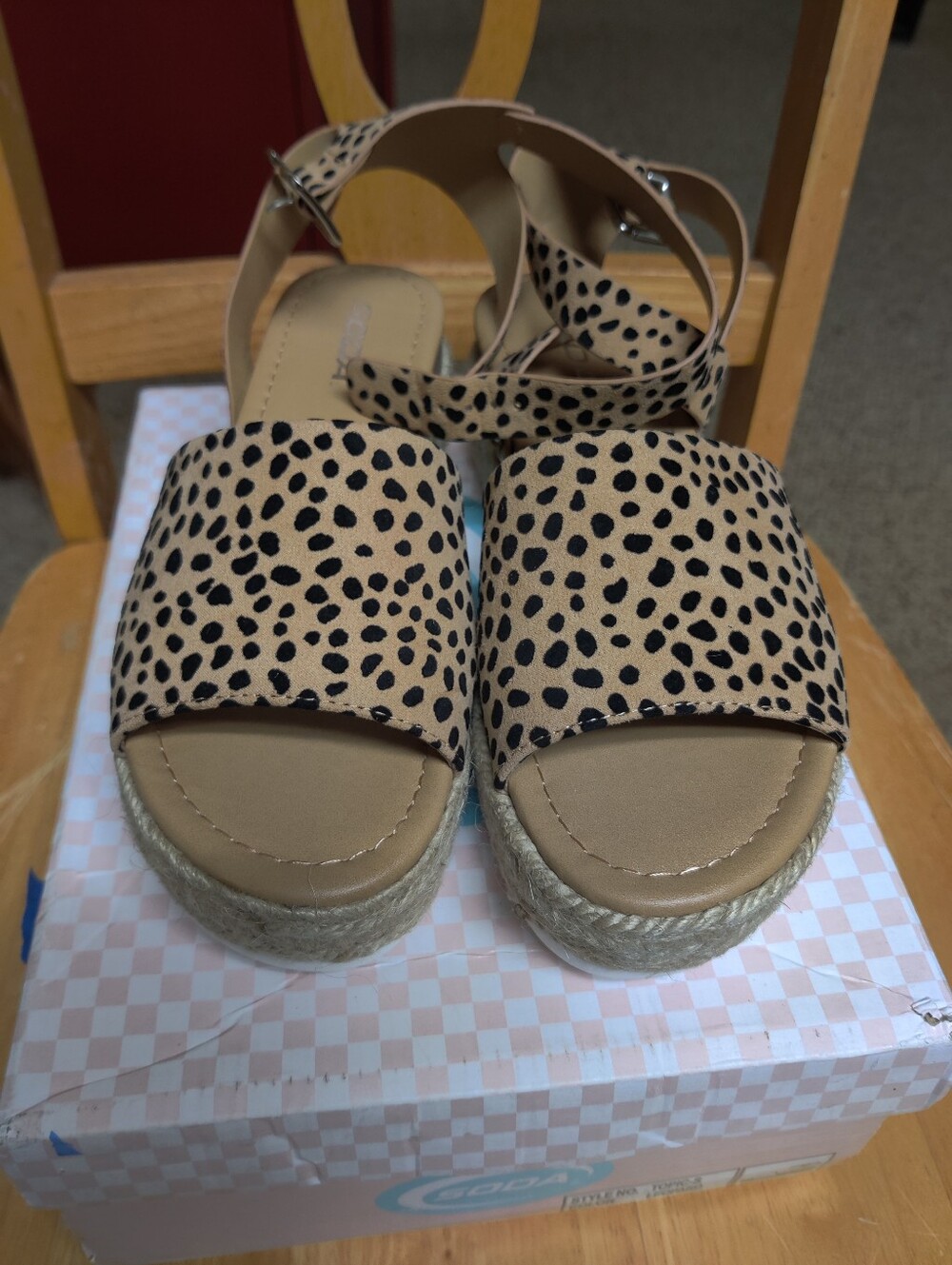 Soda Leopard Print Tan Sandals Size 8 New